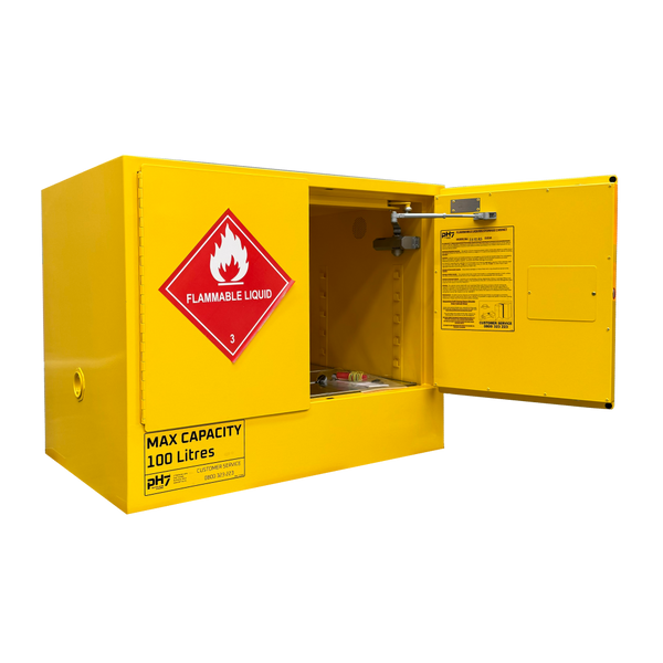 100L Flammable Storage Cabinet, 2 Doors, 1 Shelf